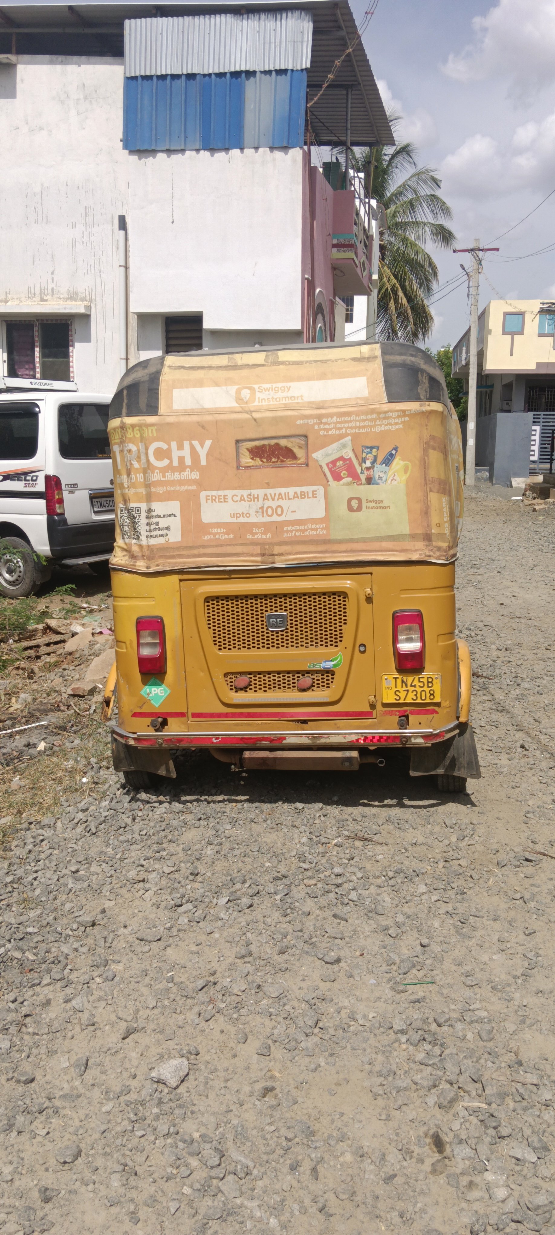 Used Bajaj Compact RE 2021 — photo 2