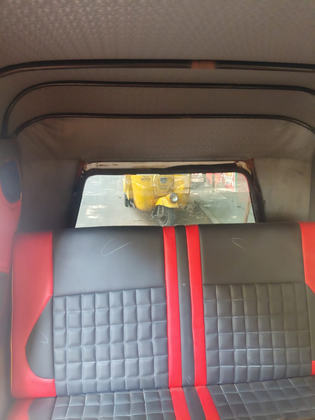 Used Bajaj Compact RE 2023 — photo 2