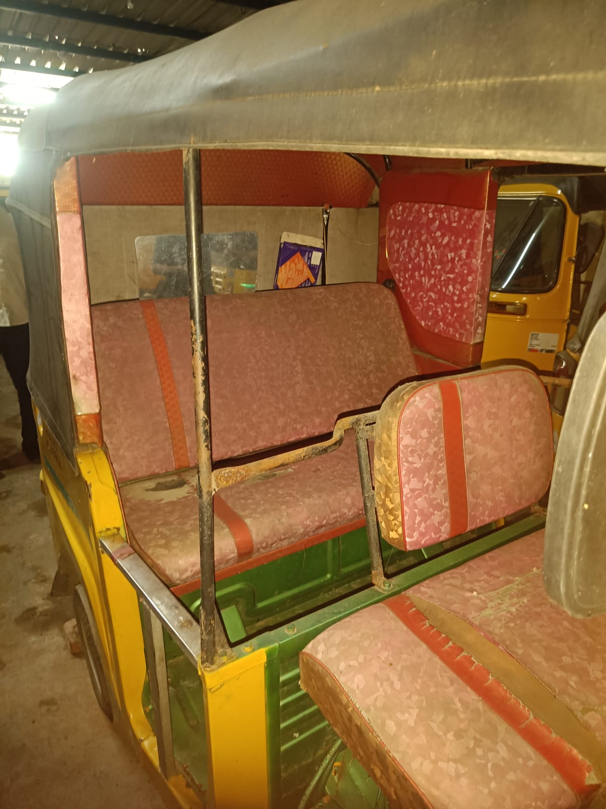 பழைய Piaggio Ape City 2018 — படம் 3