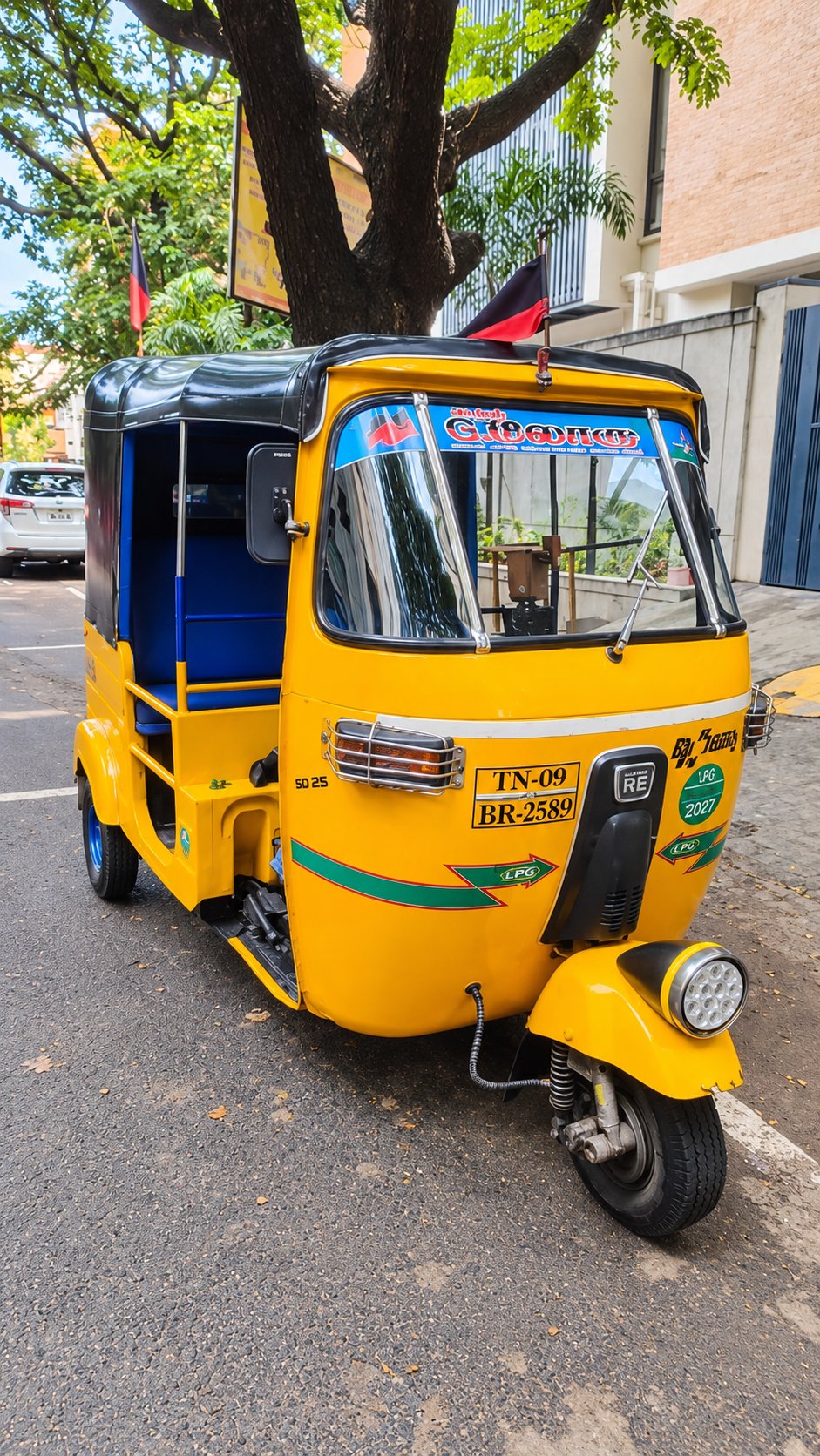 பழைய Bajaj Compact RE 2012 — படம் 2