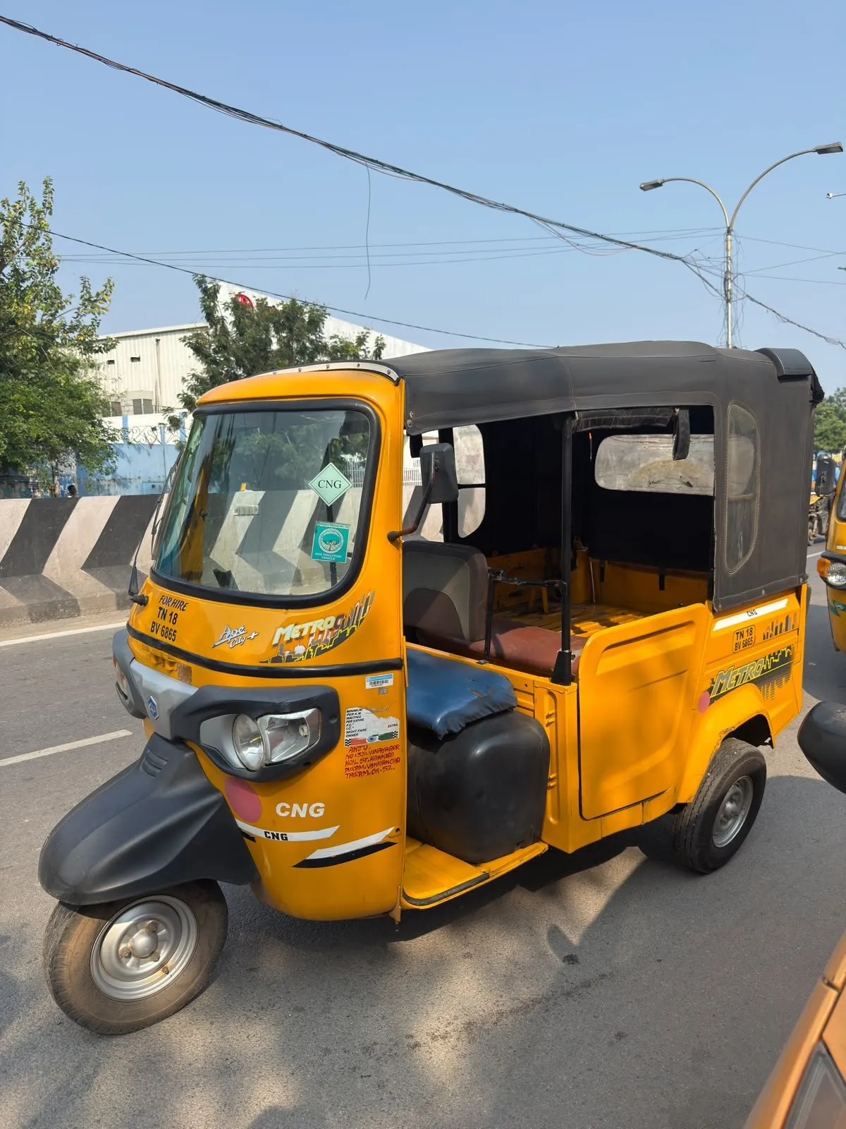 பழைய Piaggio Ape Metro 2025 — படம் 4