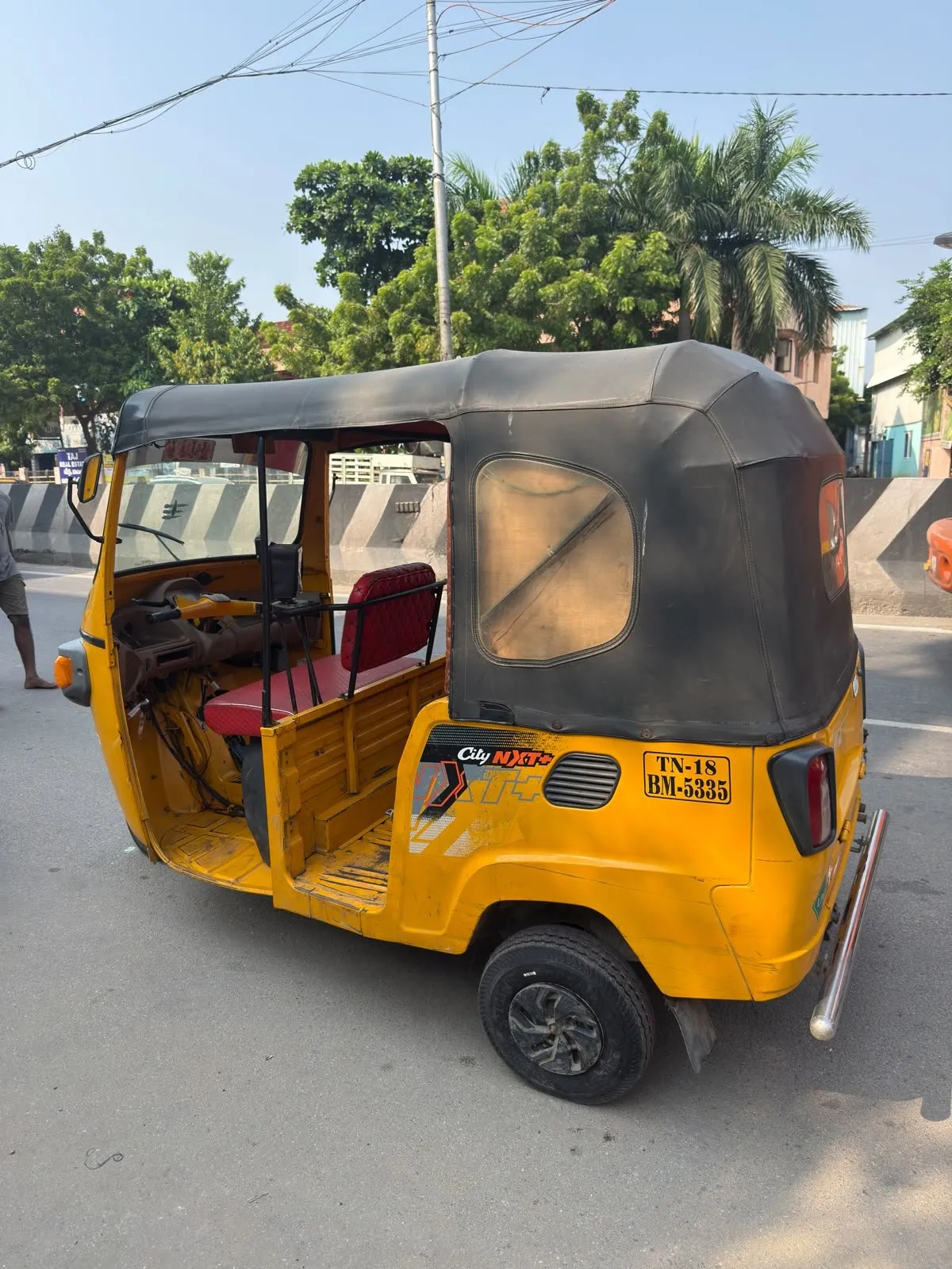 பழைய Piaggio Ape City 2024 — படம் 2